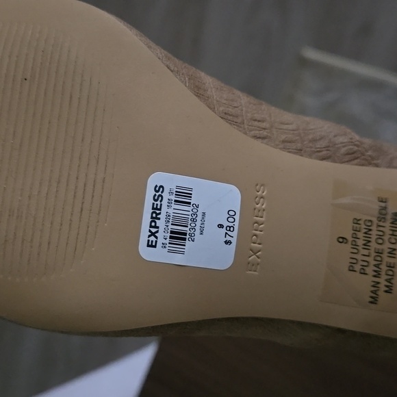 EUC booties- khaki - Picture 3 of 4